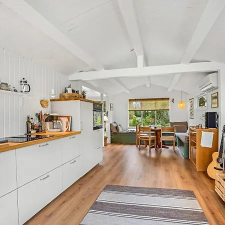 Renovated 30 Metres From The At Boto Gedesby